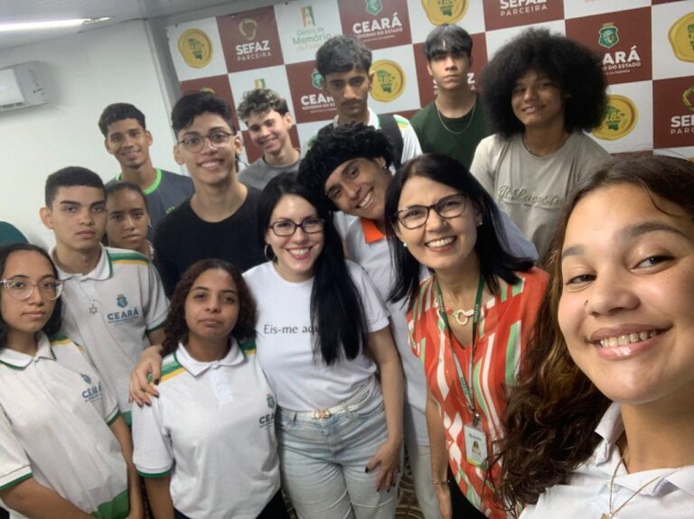 Na manhã do dia 31/03, recebemos turma da Escola Antonieta Siqueira com alunos e professora Samya Freitas.