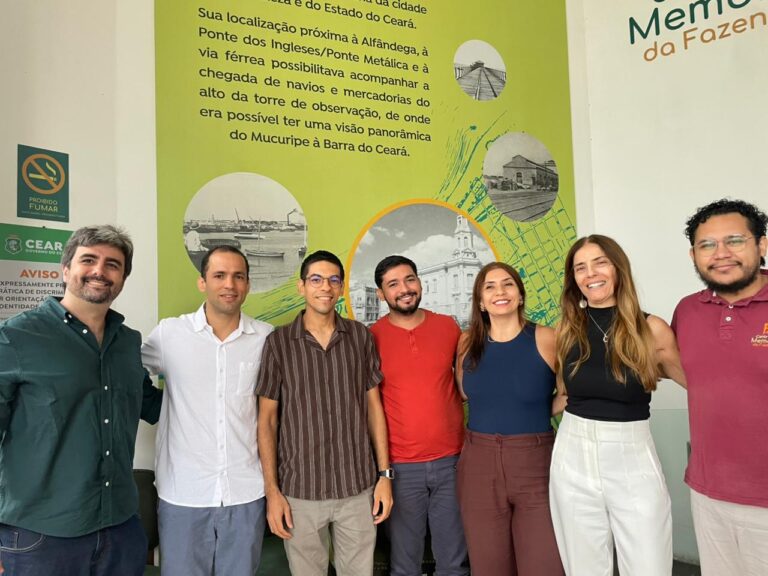 Na manhã do dia 14/04 recebemos visita de Eduardo Cunha e Pedro Cela, representantes da 202B Serviços de estúdios cinematográficos.