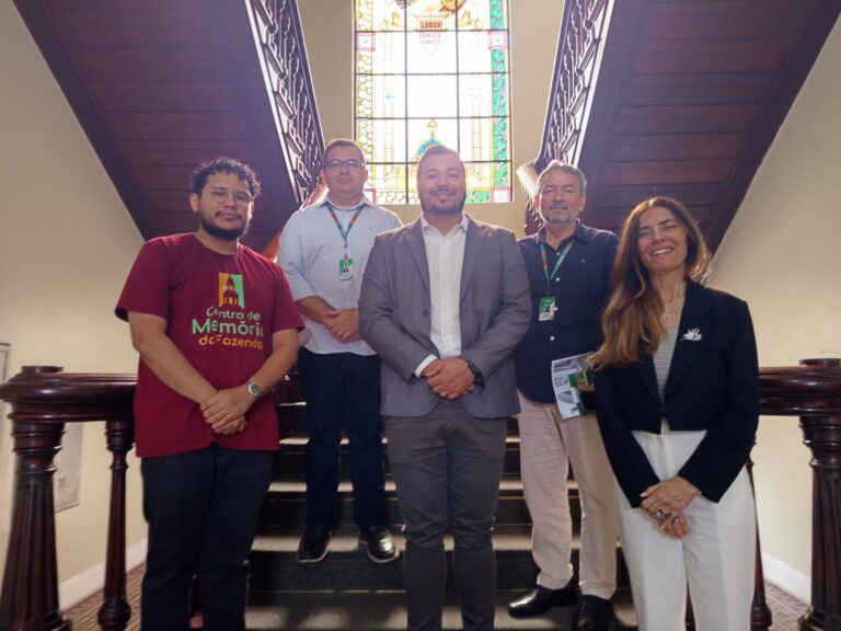 Na manhã do dia 10/04, recebemos a visita dos servidores Adriano Pinheiro, Ivan Alles e Bruno Albuquerque, da Secretaria de Desenvolvimento Econômico do Estado do Ceará (SDE-CE).