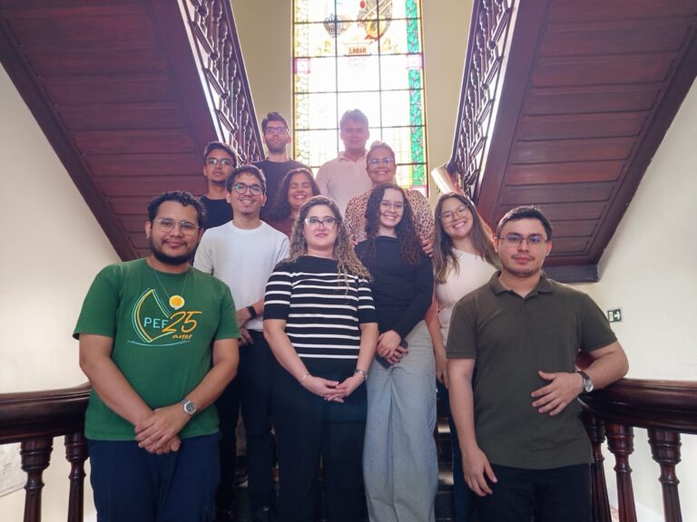 Na tarde do dia 16/04 recebemos visita de turma dos cursos de Ciências Contábeis e Administração do Centro Universitário 7 de Setembro com alunos e a professora responsável Eleiziane Batista