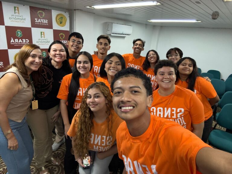Na tarde do dia 11/05, recebemos a visita da turma do Senac com alunos e as professora Cristine Nascimento.