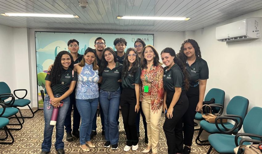 Na tarde de 5 de maio, alunos do Espaço do Trabalhador visitaram o Centro de Memória da Fazenda com a professora Ana dos Santos.