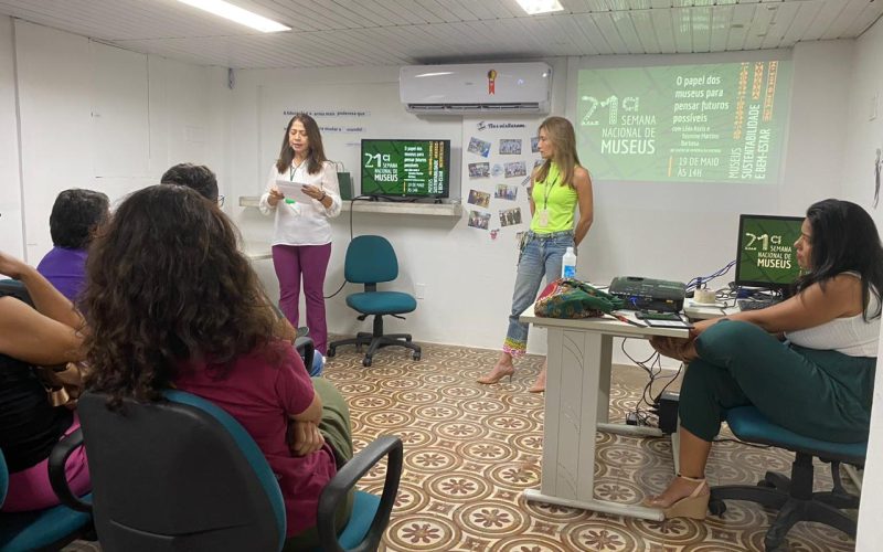 Abertura da mesa-redonda “O papel dos museus para pensar futuros possíveis” como parte da programação da 21ª Semana Nacional de Museus, no dia 19 de maio. Na foto: convidados na sala multiuso do Centro de Memória da Fazenda.