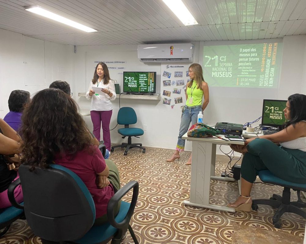Abertura da mesa-redonda “O papel dos museus para pensar futuros possíveis” como parte da programação da 21ª Semana Nacional de Museus, no dia 19 de maio. Na foto: convidados na sala multiuso do Centro de Memória da Fazenda.