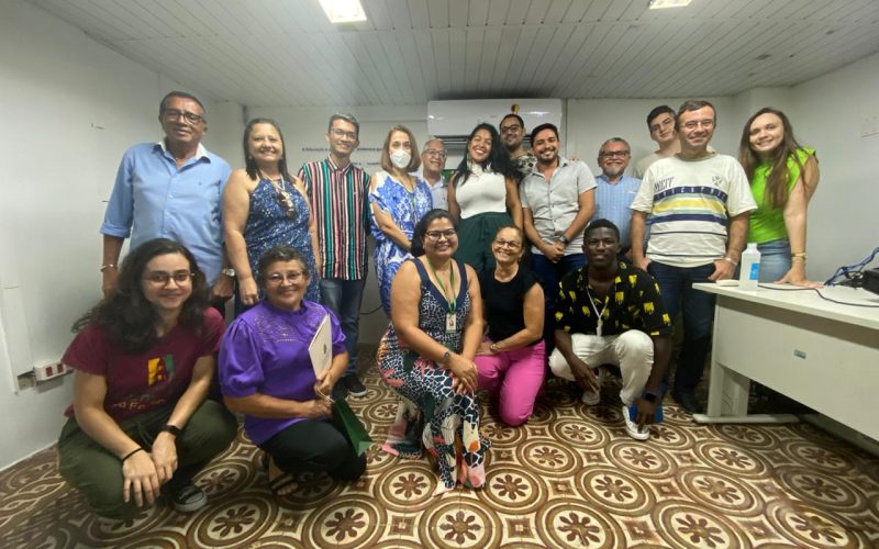 Participantes da mesa-redonda “O papel dos museus para pensar futuros possíveis” como parte da programação da 21ª Semana Nacional de Museus, no dia 19 de maio. Na foto: convidados na sala multiuso do Centro de Memória da Fazenda.