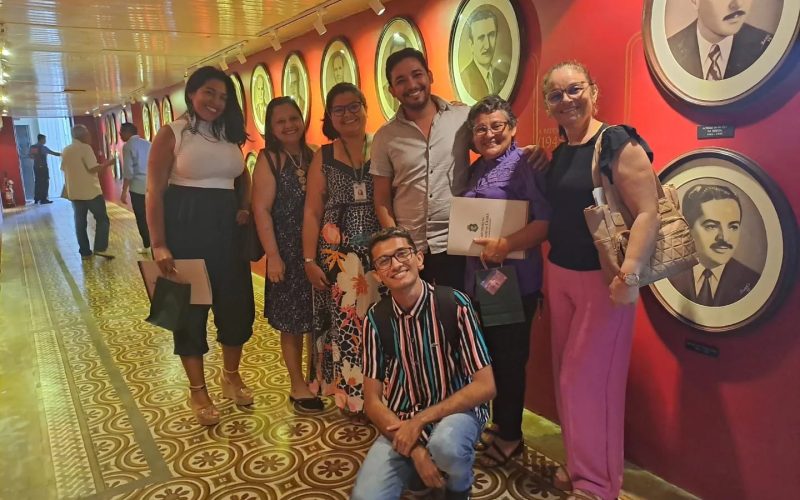 Mesa-redonda “O papel dos museus para pensar futuros possíveis” como parte da programação da 21ª Semana Nacional de Museus, no dia 19 de maio. Na foto: convidados na exposição “Galeria dos Secretários”.
