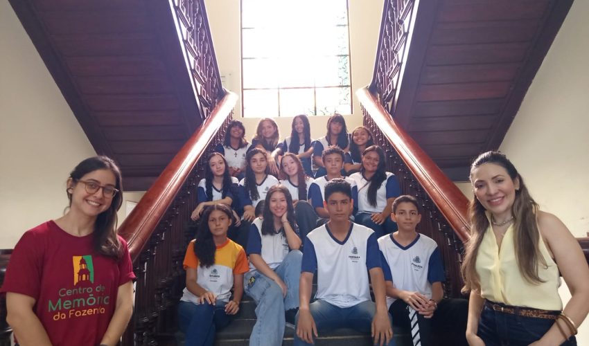 Na manhã do dia 16/06 recebemos visita da Escola Monsenhor Linhares com alunos e professora responsável Suely Freitas.
