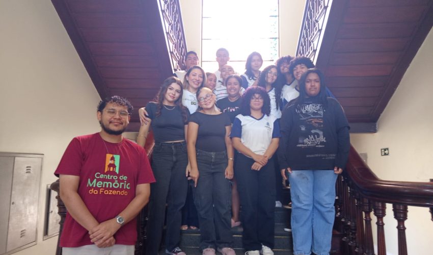 Na manhã do dia 25/06 recebemos visita da Escola Municipal Santa Maria com 14 alunos e professora responsável Suely Freitas.