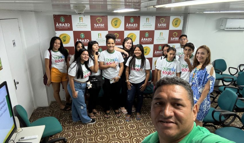 Na tarde do dia 25/06 recebemos visita do Projeto Virando o Jogo com alunos e professor responsável Salomão Arruda.