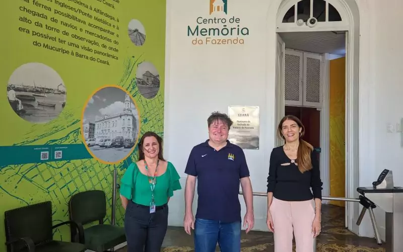 Visita do Professor de Direito Civil da Universidade de São Paulo (USP), Antônio Carlos Morato, ao Centro de Memória da Fazenda. Durante o encontro o professor conheceu um pouco das atividades de Educação Fiscal realizadas no equipamento, assim como as exposições.   Crédito da imagem: Daniel Magalhães.